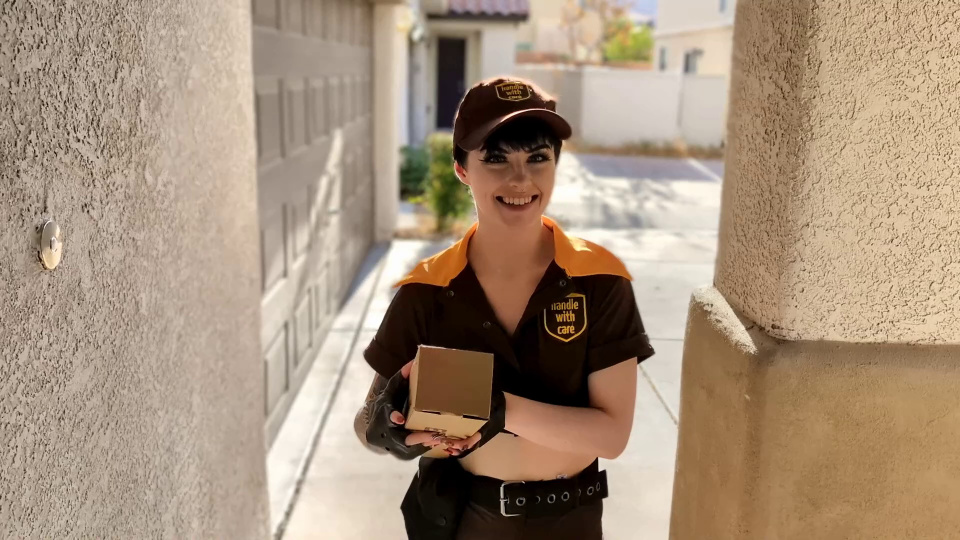 A Very Special Delivery - Raee Ripley